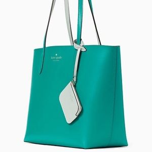 Kate Spade ava reversible tote
FIG LEAF
